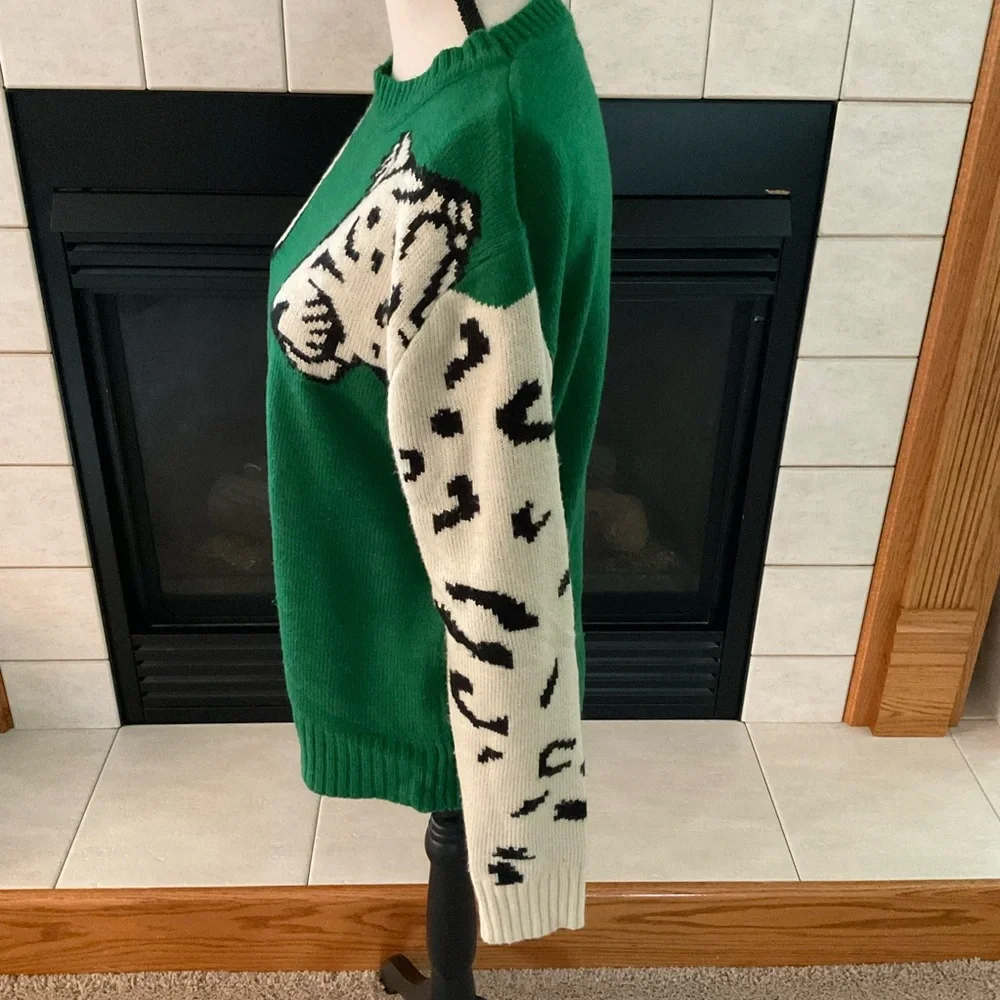 Angashion Leopard Crewneck Sweater, Women’s Sz L - Picture 3 of 8